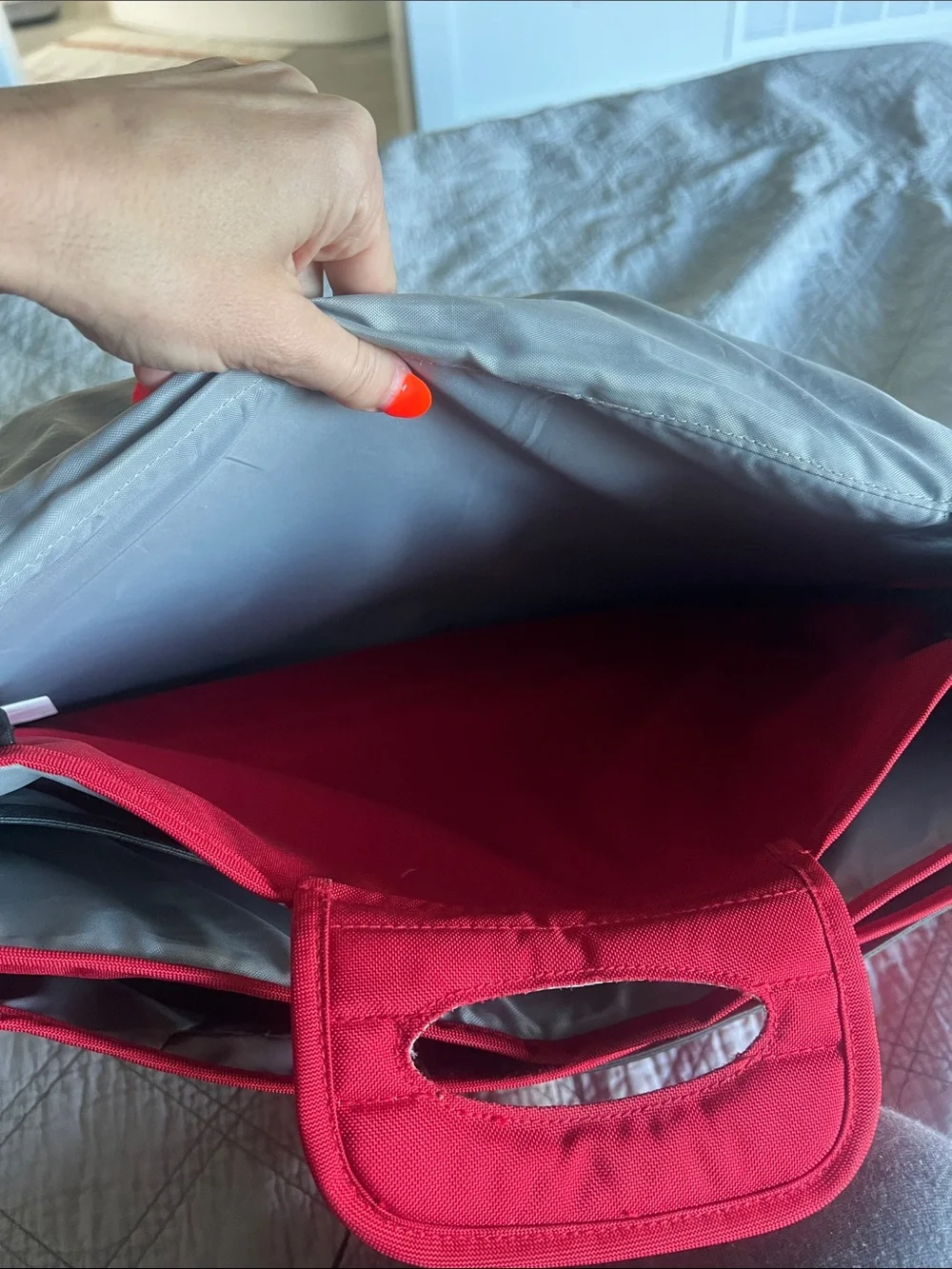 Patagonia Half Mass Messenger Bag Red - Picture 7 of 9